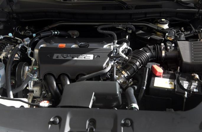 昂科威plus2023丐版款落地价,昂科威2020款1.5t豪华版氛围灯