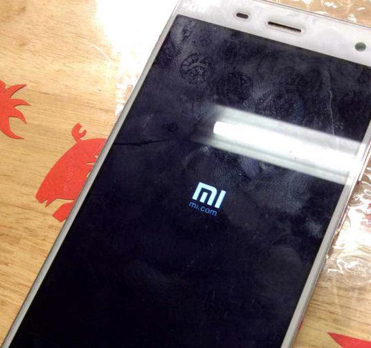 小米手机排线坏了可以自己换吗,小米手机换开机排线教程