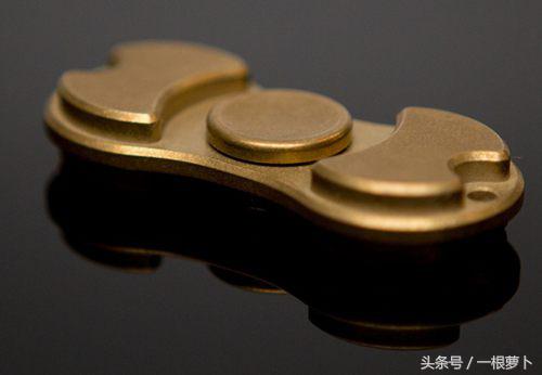 玩弄手指间清空各种烦恼，Torqbar指尖陀螺