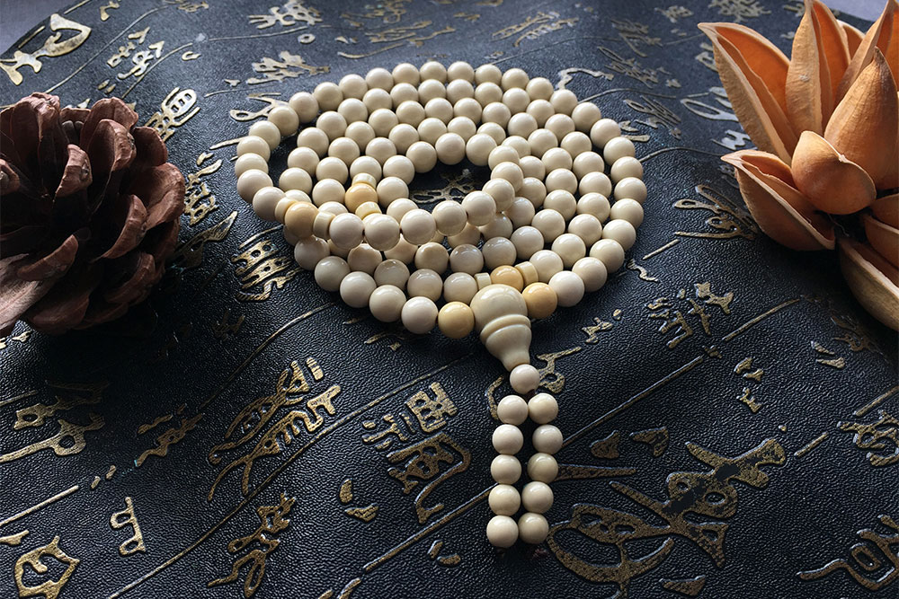 鍦颁腑娴锋境瀹濊泲鐧界煶鏄櫧鑹插悧,鍦颁腑娴锋境瀹濊泲鐧界煶钃濊壊