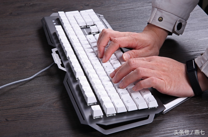 网咖游戏机械键盘好吗,网鱼网咖机械键盘评测