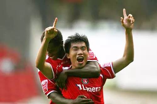 爱情足球比赛视频,足球爱情视频