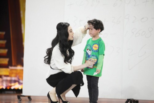 《三生三世》阿离是何许人也，小小年纪背景厉害