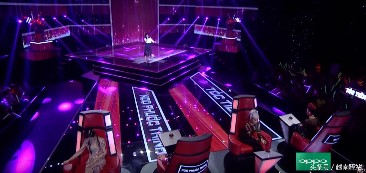 中国人在越南好声音唱歌震撼全场,越南好声音四位导师