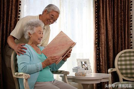 神经外科切除脑胶质瘤,颅内肿瘤切除手术