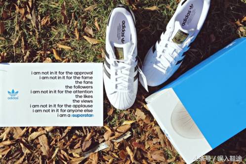 adidas黑色贝壳头多少钱,clotadidas贝壳头