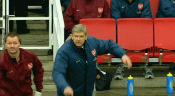 每个人都有实况梦，让你打中锋，你对这10个现役队友还满意吗？