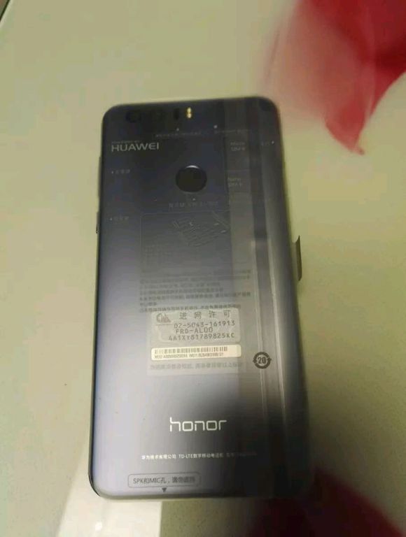 荣耀8魅海蓝刚出的时候多少钱,荣耀8青春幻海蓝和魅海蓝