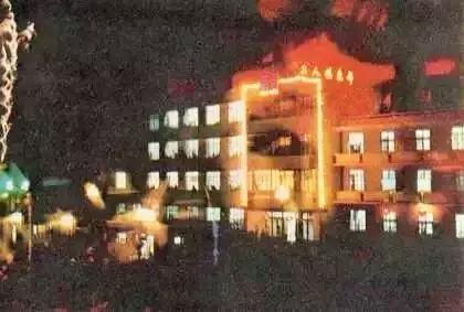 80年代一张老照片的回忆,值得珍藏的40张老照片