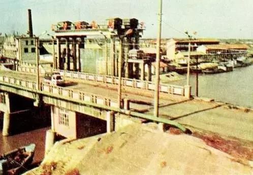 80年代一张老照片的回忆,值得珍藏的40张老照片