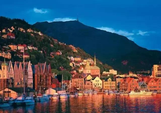 挪威最著名的美景挪威峡湾图片,挪威峡湾中最美的一处