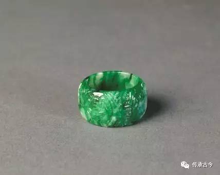 故宫里的顶级翡翠,故宫博物院藏珍品翡翠价格