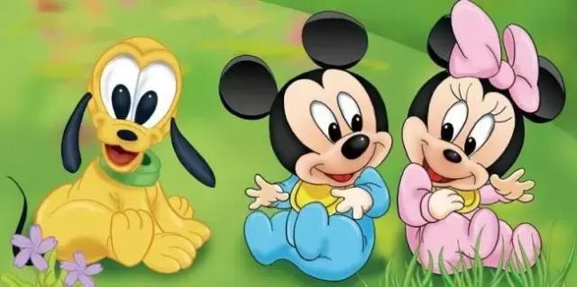 喜欢蝴蝶结的男孩,小男孩穿裙子戴蝴蝶结