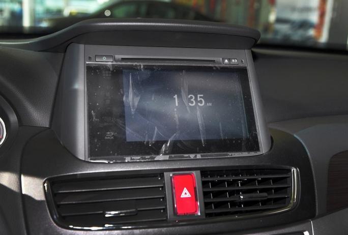 昂科威plus2023丐版款落地价,昂科威2020款1.5t豪华版氛围灯