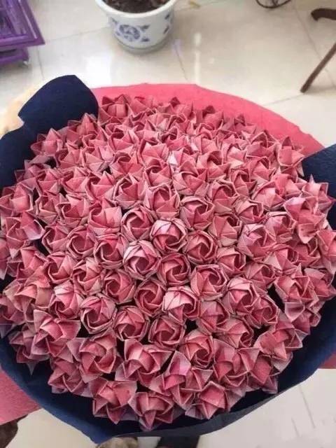 对不起，情人节老娘不收roseonly