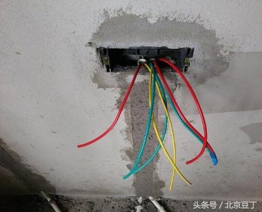 电线穿管为什么影响功率,电线穿管为什么不能先穿线