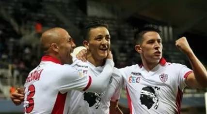 欧冠11打10优势,欧冠11战全胜夺冠