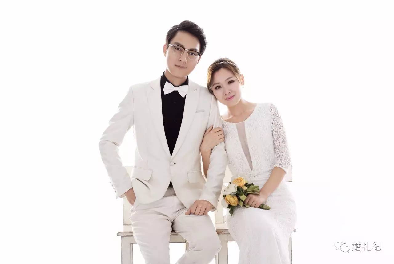 床头婚纱照优缺点,床头婚纱照竖版好看还是横版好看