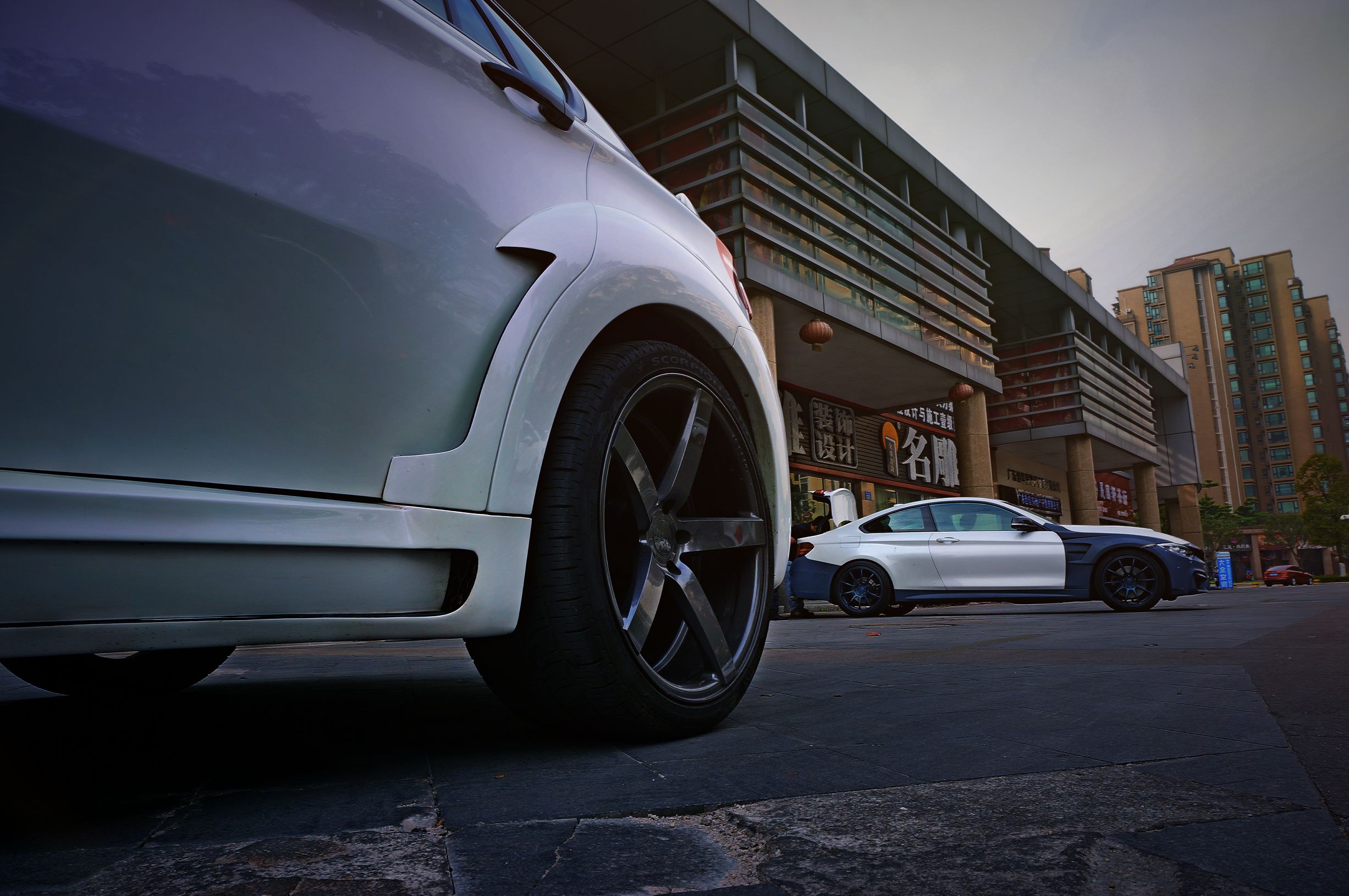 老款宝马x6改大灯和前后包围,宝马x6内外老改新改装案例