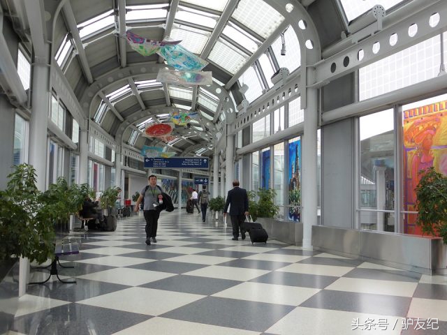 用这4招挽转没搭上飞机的悲剧，除了更换航班外还有更好的方法