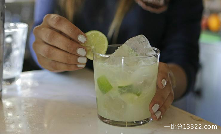 足球的梦想还有哪些,足球迷的幻想时刻