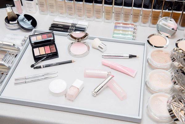 ysldior鍙ｇ孩鍐ぉ,ysldior鍙ｇ孩鍞囬噳鎺ㄨ崘