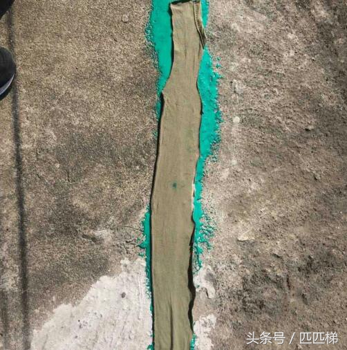 彩钢屋顶天沟漏水怎么办,屋顶女儿墙漏水最佳处理方法