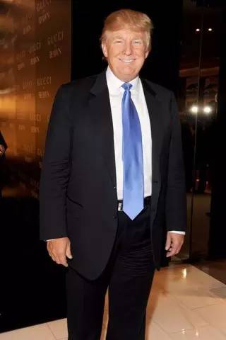 特朗普穿搭,特朗普穿衣风格特点