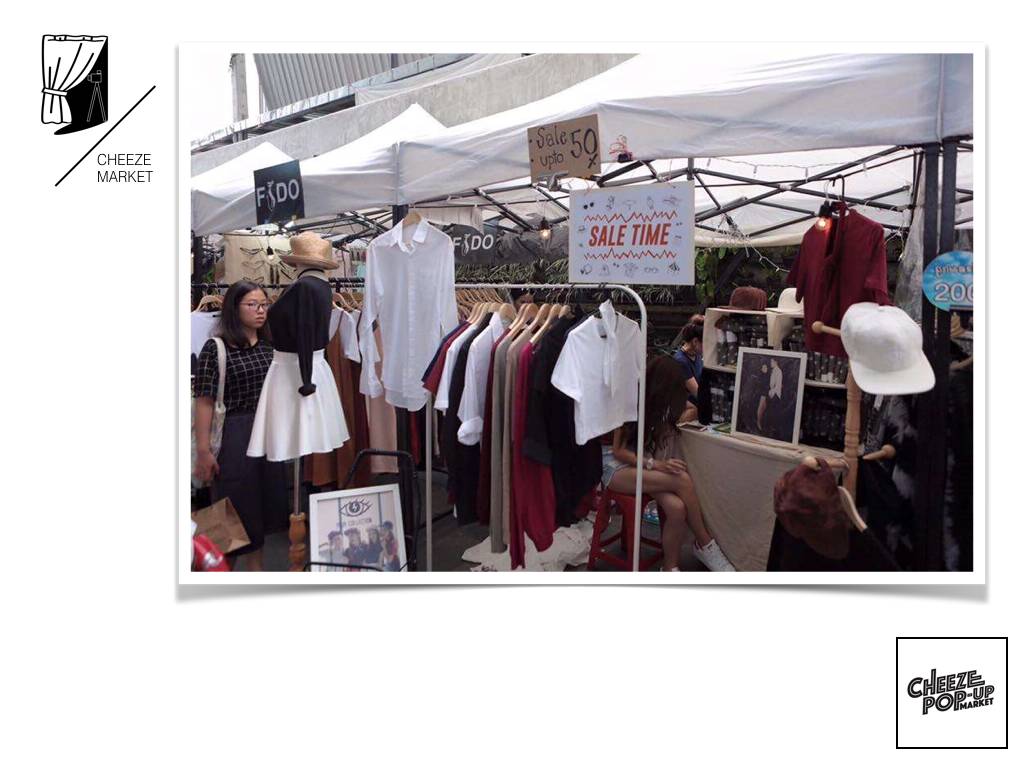 在曼谷，人妖＋精油按摩文化市集