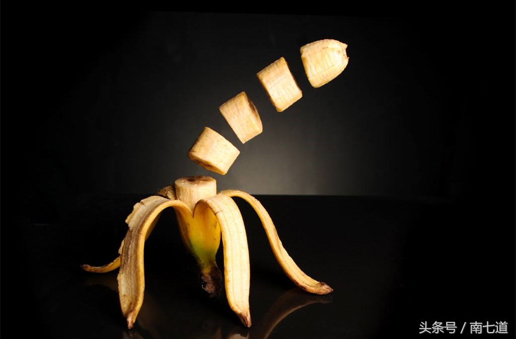 他曾经投资了苹果谷歌，却因为性癖好付出了3亿和失业的代价