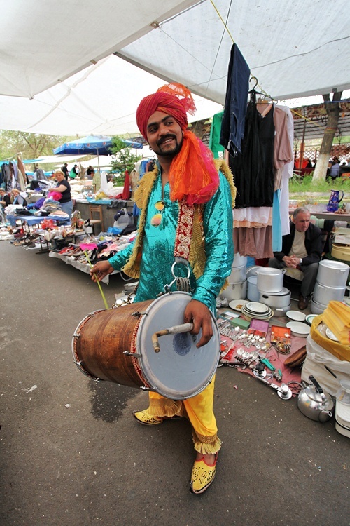 中国竹笛一响，亚美尼亚古董市场上的乐器贩子脸就红了