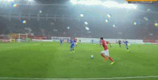 恒大中场角球0角度破门,广州恒大7-0香港东方全场录像