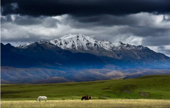 四川贡嘎山行走攻略有哪些,四川贡嘎山环线徒步需要哪些装备