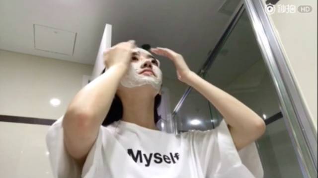 女明星们的护肤品大起底，看你买不买得起