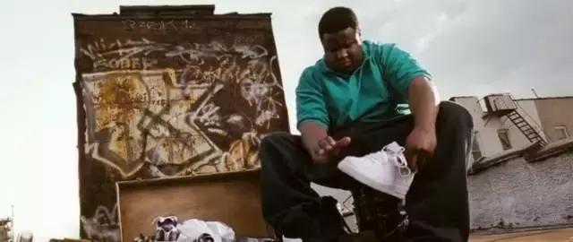 玩嘻哈穿什么鞋子,玩嘻哈穿大码鞋子