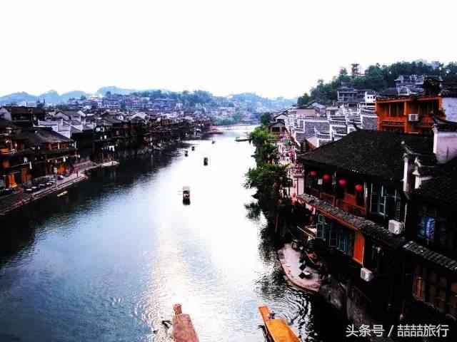 湘西凤凰城沱江风景,印象湘西凤凰古城