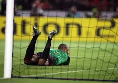 禁区守护神莫兰德,禁区守护