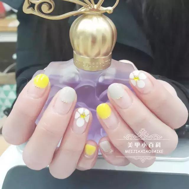 春天美甲2020显白小雏菊,春日小清新粉色系美甲