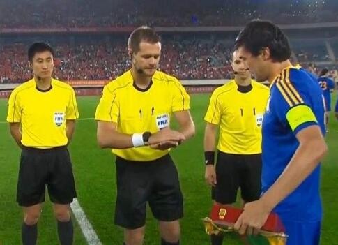 中超苏宁主场裁判,中超欧冠主裁