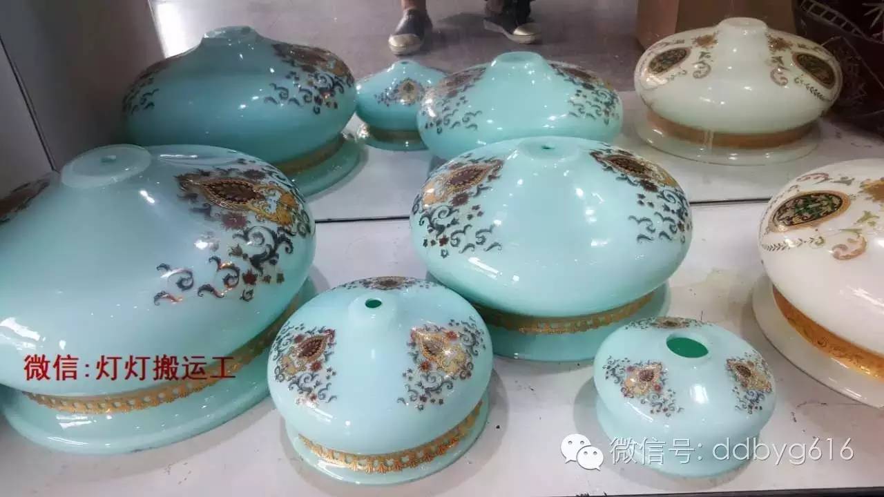 精美玻璃艺术品,精美水晶玻璃瓶