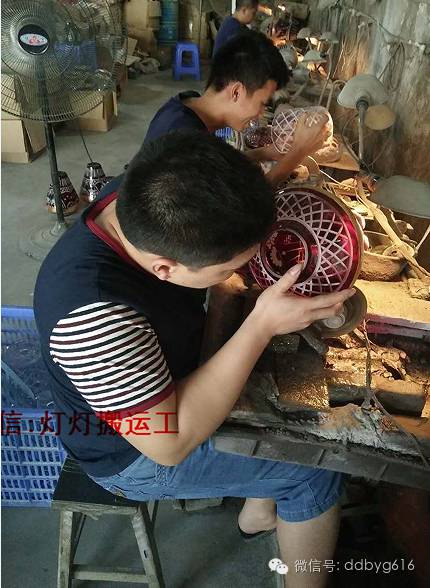 精美玻璃艺术品,精美水晶玻璃瓶