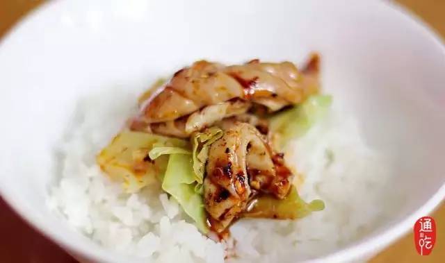 既然爱情抓不住，就让我痛痛快快地当个肥肠爱好者吧