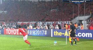 恒大中场角球0角度破门,广州恒大7-0香港东方全场录像