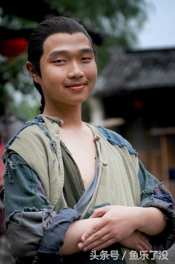 星爷*用御**配角“酱爆”发福变大叔，爆曾见过周星驰真实女友！