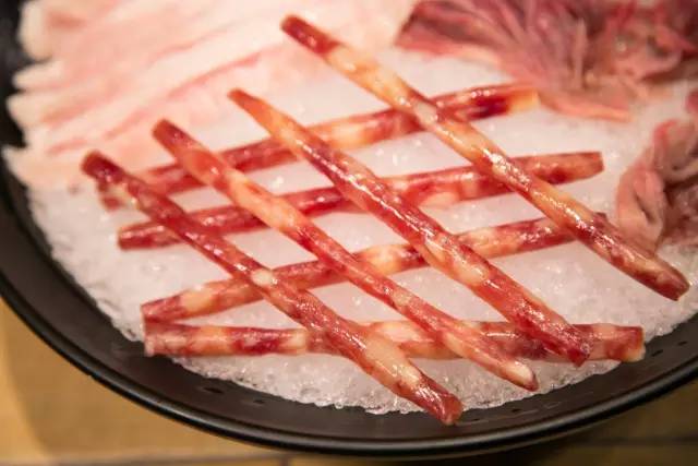 小编吐血亲测10家热辣辣顶味火锅店，没吃过5家以上的不算上海吃货！