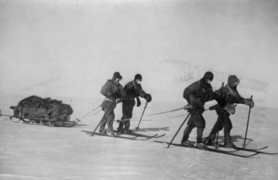 一封来自深海的情书,一封来自雪山的情书