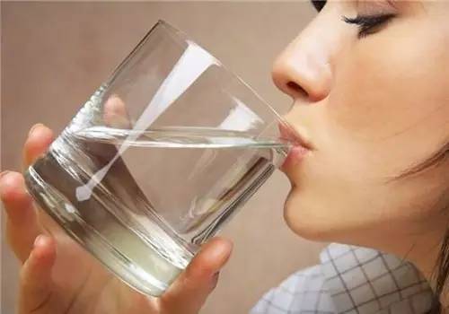 无论怎么过情人节（劫），吻你最多的都不是他/她！