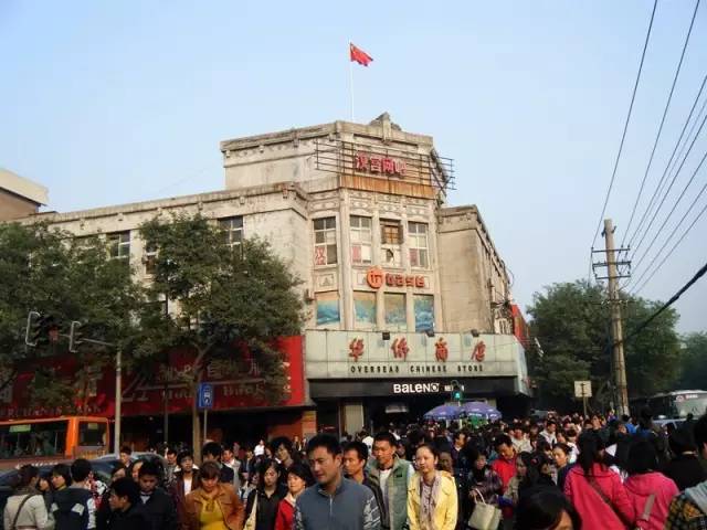 金街步行街改造最新,改造后的商业街如今焕然一新