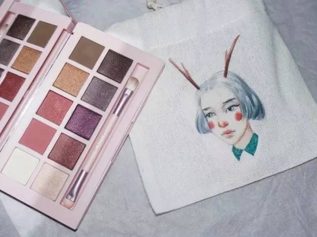 能完成80%种妆容的新手眼影盘推荐,适合新手的眼影盘一盘多用