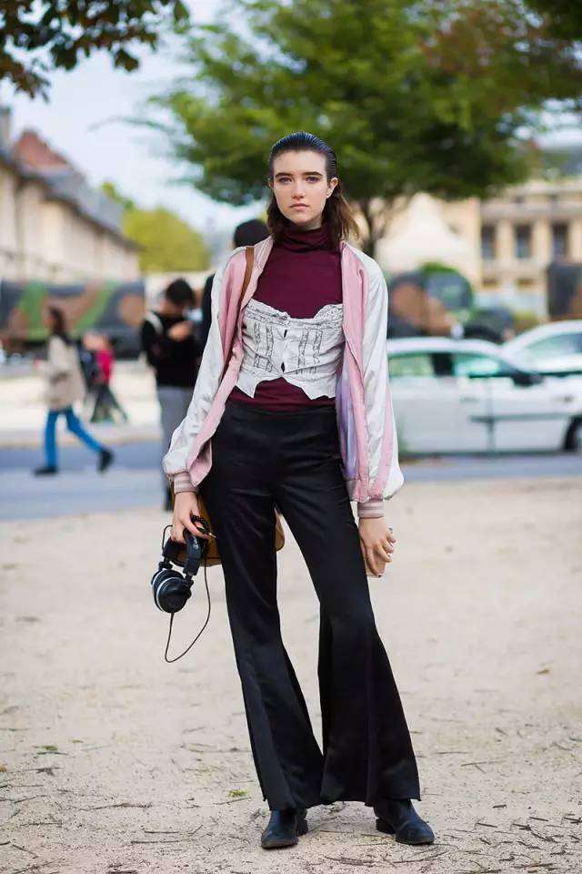 穿衣服一定要会打扮,如何选择自己穿衣服的颜色